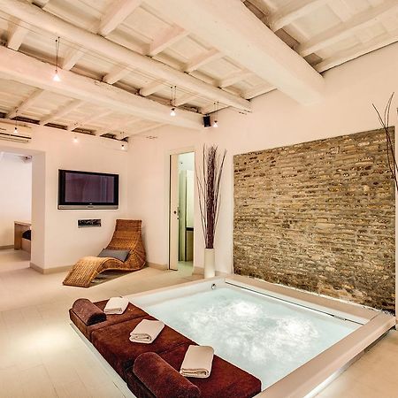 Yh Jacuzzi Suite Rome Buitenkant foto