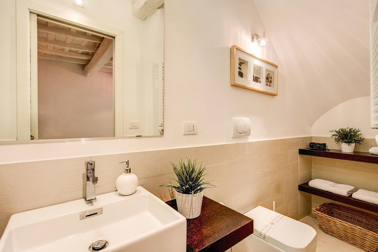 Yh Jacuzzi Suite Rome Buitenkant foto